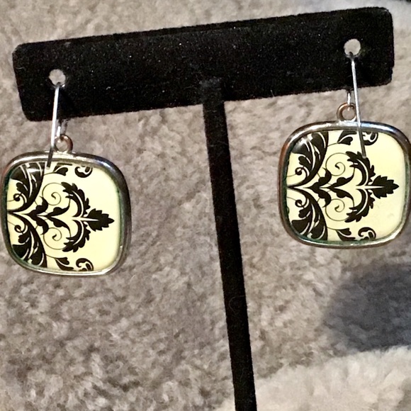 🌺Double-Sided Earrings - Picture 3 of 8